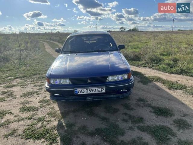 Синий Мицубиси Галант, объемом двигателя 2 л и пробегом 310 тыс. км за 1800 $, фото 4 на Automoto.ua