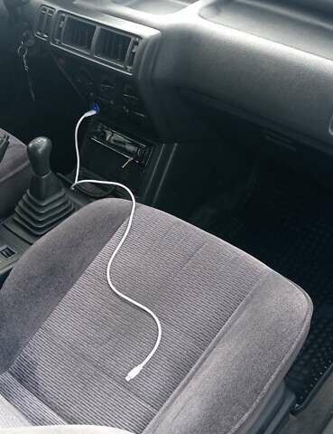 Синий Мицубиси Галант, объемом двигателя 2 л и пробегом 300 тыс. км за 2000 $, фото 4 на Automoto.ua