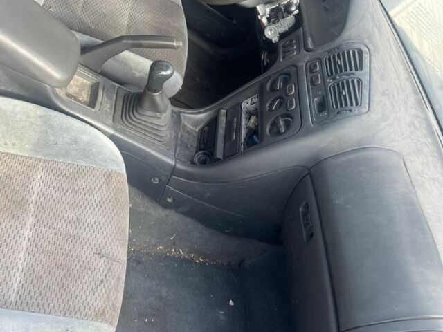 Синий Мицубиси Галант, объемом двигателя 1.8 л и пробегом 220 тыс. км за 750 $, фото 4 на Automoto.ua