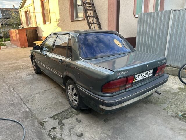 Зелений Міцубісі Галант, об'ємом двигуна 1.8 л та пробігом 420 тис. км за 938 $, фото 3 на Automoto.ua