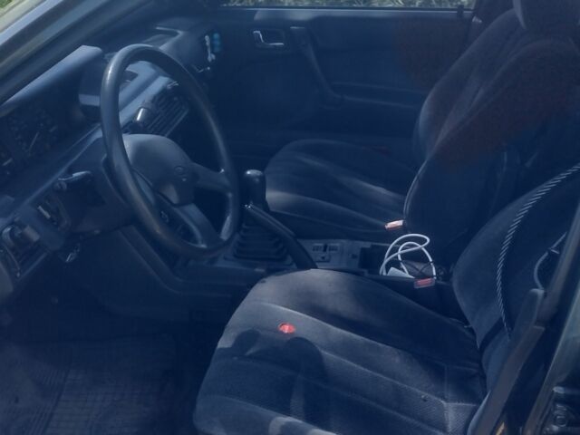 Зеленый Мицубиси Галант, объемом двигателя 0 л и пробегом 222 тыс. км за 1999 $, фото 4 на Automoto.ua