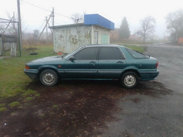 Зеленый Мицубиси Галант, объемом двигателя 0 л и пробегом 580 тыс. км за 942 $, фото 4 на Automoto.ua