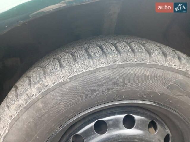 Зеленый Мицубиси Галант, объемом двигателя 1.83 л и пробегом 200 тыс. км за 3100 $, фото 19 на Automoto.ua