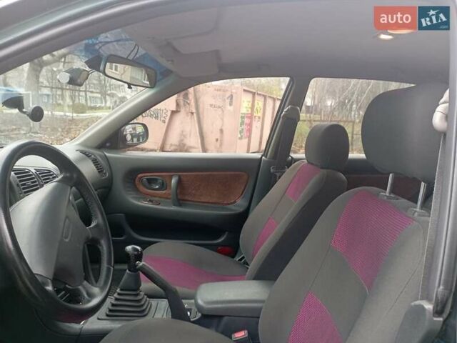 Зеленый Мицубиси Галант, объемом двигателя 1.83 л и пробегом 200 тыс. км за 3100 $, фото 2 на Automoto.ua