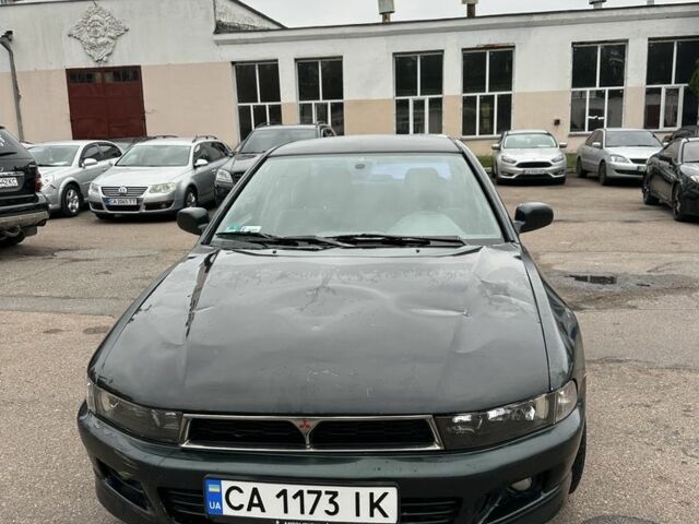 Мицубиси Галант 1997 в Черкассах на Automoto.ua Зеленый Мицубиси Галант, объемом двигателя 2 л и пробегом 300 тыс. км за 1300 $, фото 1 на Automoto.ua