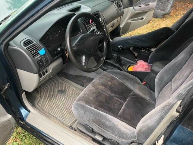 Зеленый Мицубиси Галант, объемом двигателя 2 л и пробегом 350 тыс. км за 2300 $, фото 10 на Automoto.ua