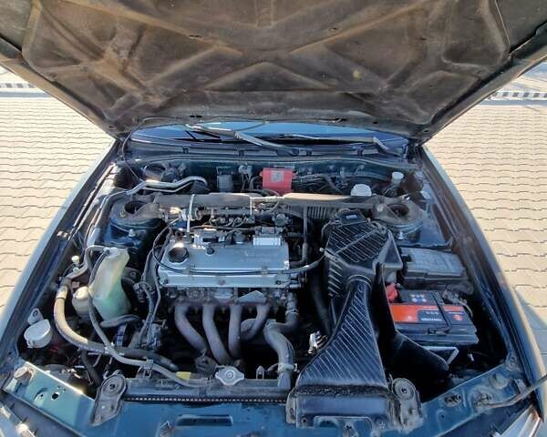 Зеленый Мицубиси Галант, объемом двигателя 2 л и пробегом 384 тыс. км за 3000 $, фото 7 на Automoto.ua