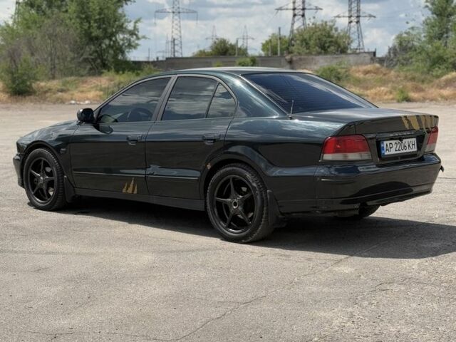 Зелений Міцубісі Галант, об'ємом двигуна 2.5 л та пробігом 300 тис. км за 2999 $, фото 2 на Automoto.ua