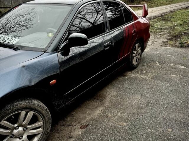 Зеленый Мицубиси Галант, объемом двигателя 2 л и пробегом 3 тыс. км за 2000 $, фото 1 на Automoto.ua