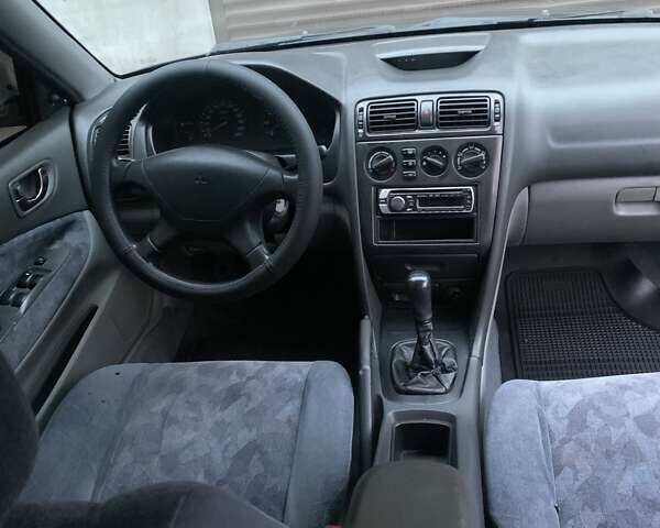 Зелений Міцубісі Галант, об'ємом двигуна 2 л та пробігом 197 тис. км за 4100 $, фото 7 на Automoto.ua