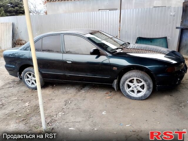 Зелений Міцубісі Галант, об'ємом двигуна 2 л та пробігом 300 тис. км за 4200 $, фото 4 на Automoto.ua