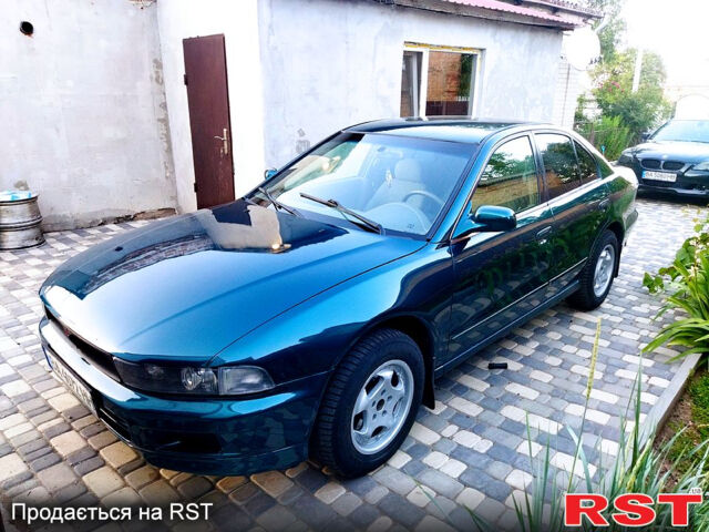 Зелений Міцубісі Галант, об'ємом двигуна 2.4 л та пробігом 280 тис. км за 3600 $, фото 1 на Automoto.ua