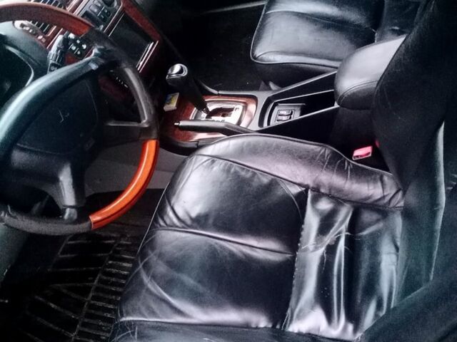 Зеленый Мицубиси Галант, объемом двигателя 2.5 л и пробегом 320 тыс. км за 2200 $, фото 2 на Automoto.ua