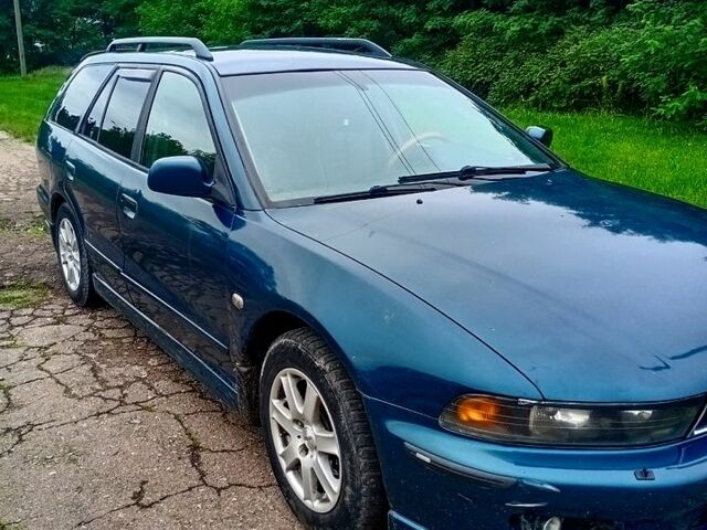 Зеленый Мицубиси Галант, объемом двигателя 2.5 л и пробегом 320 тыс. км за 2200 $, фото 5 на Automoto.ua