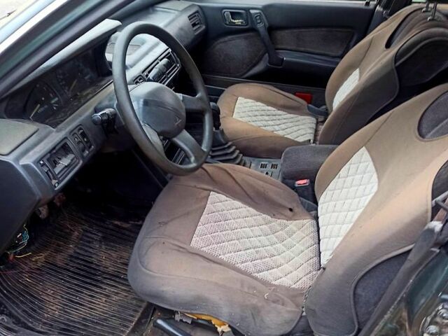 Зелений Міцубісі Галант, об'ємом двигуна 1.8 л та пробігом 0 тис. км за 1300 $, фото 10 на Automoto.ua