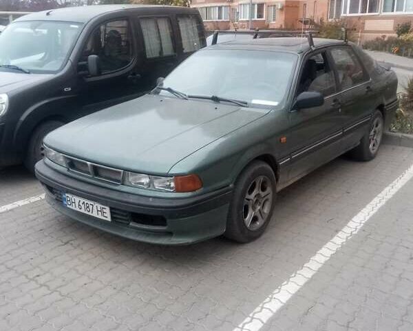 Зелений Міцубісі Галант, об'ємом двигуна 2 л та пробігом 442 тис. км за 1600 $, фото 7 на Automoto.ua