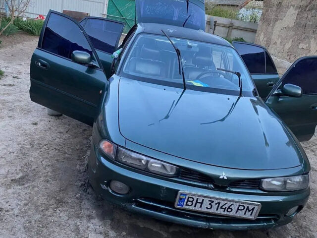 Зелений Міцубісі Галант, об'ємом двигуна 2 л та пробігом 360 тис. км за 2700 $, фото 2 на Automoto.ua