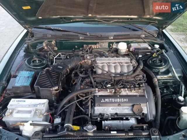 Зеленый Мицубиси Галант, объемом двигателя 2 л и пробегом 325 тыс. км за 2400 $, фото 15 на Automoto.ua