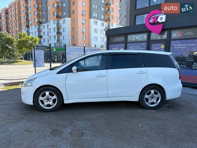 Белый Мицубиси Грандис, объемом двигателя 2.38 л и пробегом 185 тыс. км за 6700 $, фото 7 на Automoto.ua