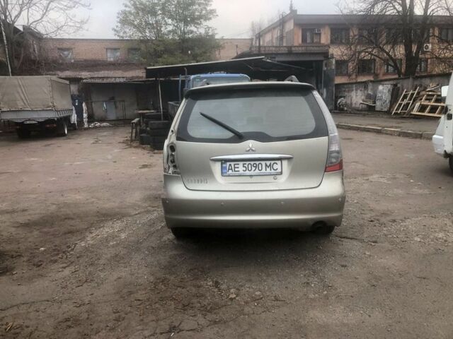 Бежевый Мицубиси Грандис, объемом двигателя 2.4 л и пробегом 200 тыс. км за 3500 $, фото 6 на Automoto.ua