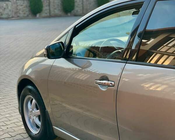 Бежевый Мицубиси Грандис, объемом двигателя 2.38 л и пробегом 74 тыс. км за 7200 $, фото 16 на Automoto.ua