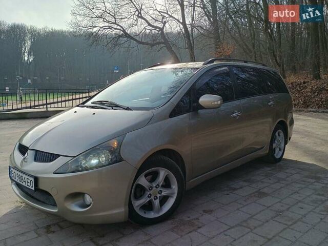 Мицубиси Грандис 2007 в Тернополе на Automoto.ua Бежевый Мицубиси Грандис, объемом двигателя 2.38 л и пробегом 218 тыс. км за 5600 $, фото 7 на Automoto.ua