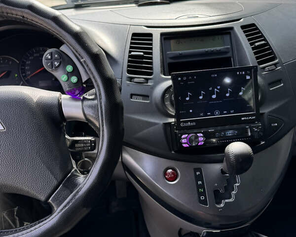 Міцубісі Грандіс 2007 у Кам'янське (Дніпродзержинськ) на Automoto.ua Бежевий Міцубісі Грандіс, об'ємом двигуна 2.4 л та пробігом 406 тис. км за 9500 $, фото 19 на Automoto.ua