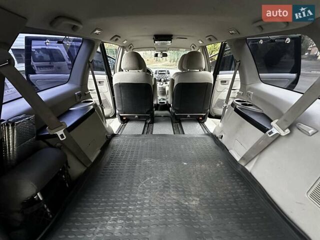 Черный Мицубиси Грандис, объемом двигателя 2.4 л и пробегом 290 тыс. км за 4650 $, фото 23 на Automoto.ua