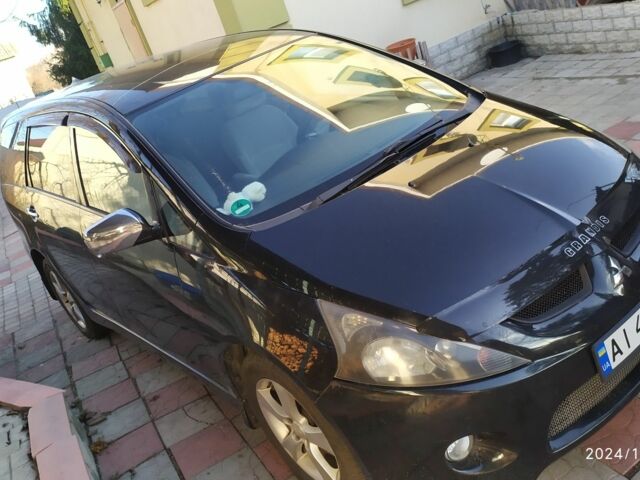 Чорний Міцубісі Грандіс, об'ємом двигуна 2.4 л та пробігом 282 тис. км за 4700 $, фото 15 на Automoto.ua