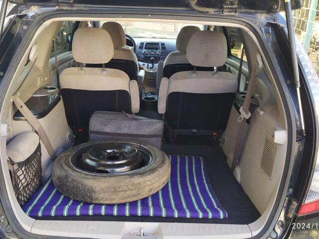 Чорний Міцубісі Грандіс, об'ємом двигуна 2.4 л та пробігом 282 тис. км за 4700 $, фото 11 на Automoto.ua