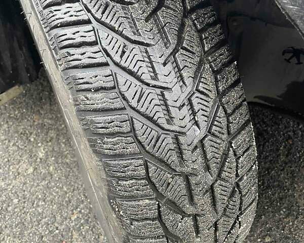 Черный Мицубиси Грандис, объемом двигателя 2.4 л и пробегом 311 тыс. км за 5350 $, фото 11 на Automoto.ua