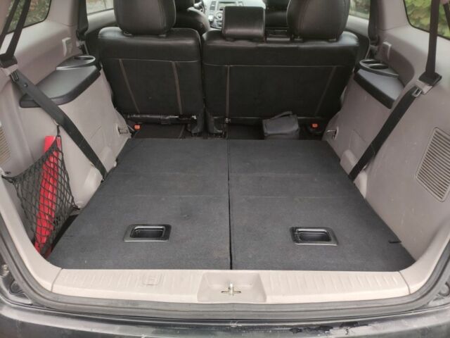 Черный Мицубиси Грандис, объемом двигателя 0 л и пробегом 310 тыс. км за 5400 $, фото 12 на Automoto.ua