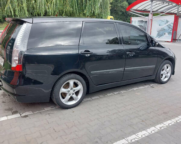 Чорний Міцубісі Грандіс, об'ємом двигуна 2.4 л та пробігом 144 тис. км за 7300 $, фото 4 на Automoto.ua