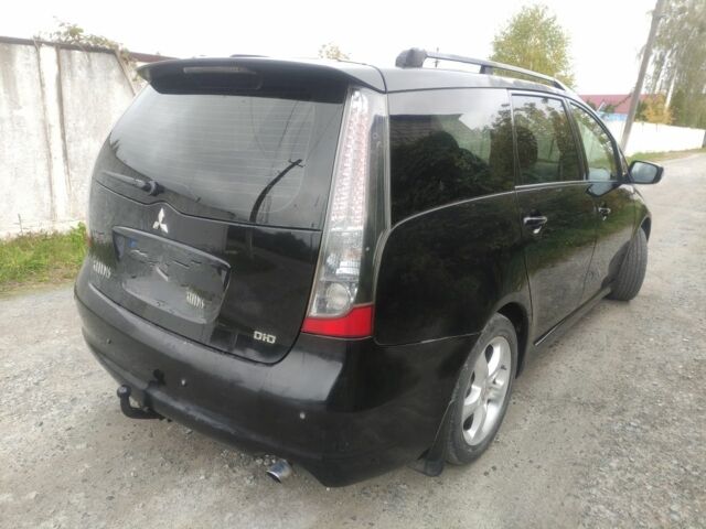 Черный Мицубиси Грандис, объемом двигателя 0 л и пробегом 310 тыс. км за 5400 $, фото 4 на Automoto.ua