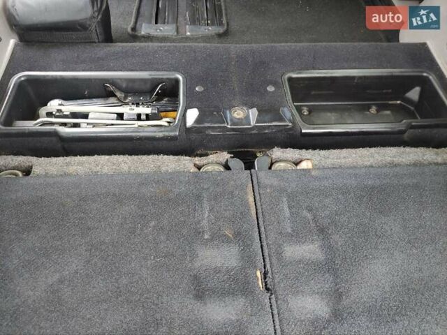 Черный Мицубиси Грандис, объемом двигателя 2 л и пробегом 309 тыс. км за 5400 $, фото 21 на Automoto.ua