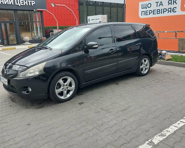 Чорний Міцубісі Грандіс, об'ємом двигуна 2.4 л та пробігом 144 тис. км за 7300 $, фото 2 на Automoto.ua