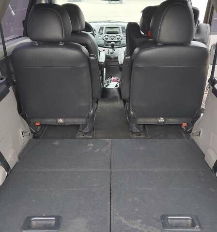 Чорний Міцубісі Грандіс, об'ємом двигуна 2.4 л та пробігом 261 тис. км за 6900 $, фото 8 на Automoto.ua