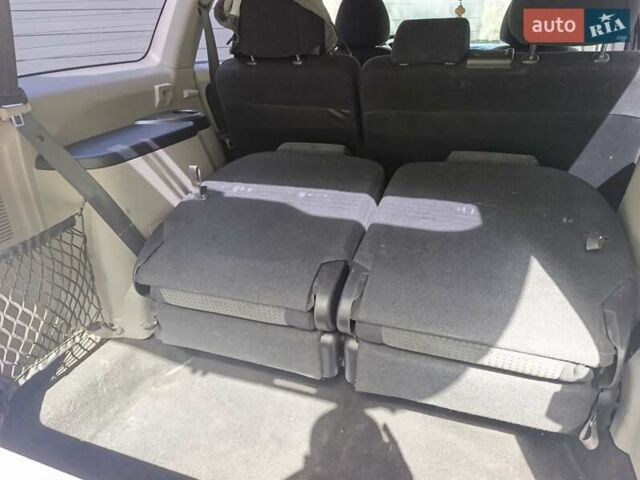 Черный Мицубиси Грандис, объемом двигателя 2.4 л и пробегом 216 тыс. км за 6300 $, фото 51 на Automoto.ua