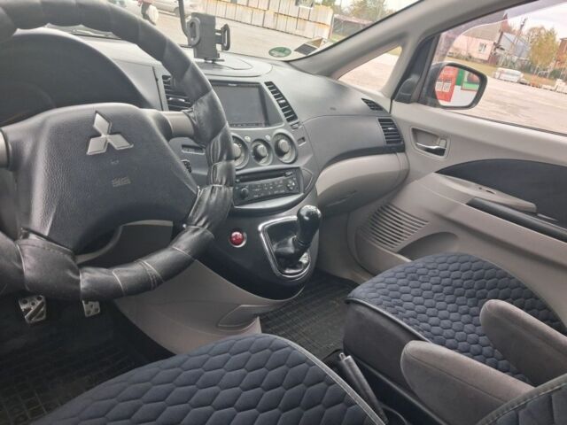 Мицубиси Грандис 2006 в Первомайск на Automoto.ua Черный Мицубиси Грандис, объемом двигателя 2.4 л и пробегом 220 тыс. км за 6400 $, фото 11 на Automoto.ua