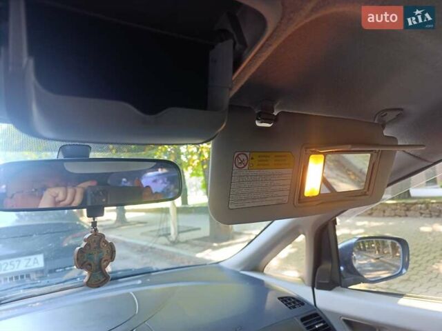 Черный Мицубиси Грандис, объемом двигателя 2.4 л и пробегом 216 тыс. км за 6300 $, фото 38 на Automoto.ua