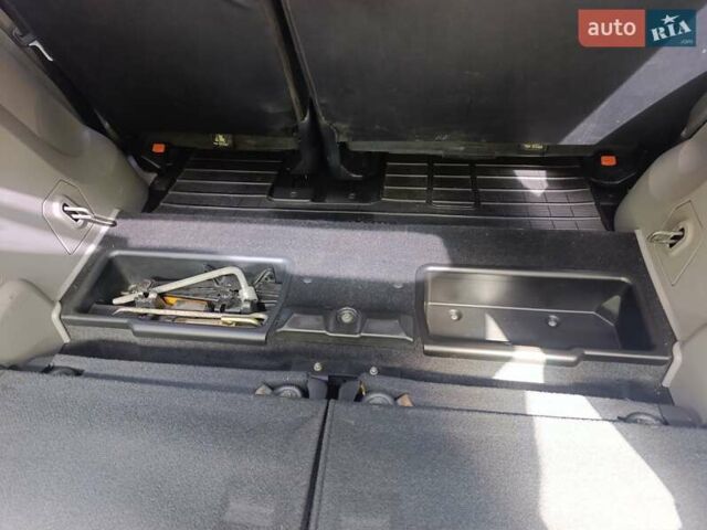 Черный Мицубиси Грандис, объемом двигателя 2.4 л и пробегом 216 тыс. км за 6300 $, фото 34 на Automoto.ua