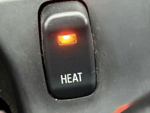 Черный Мицубиси Грандис, объемом двигателя 2 л и пробегом 222 тыс. км за 7150 $, фото 15 на Automoto.ua