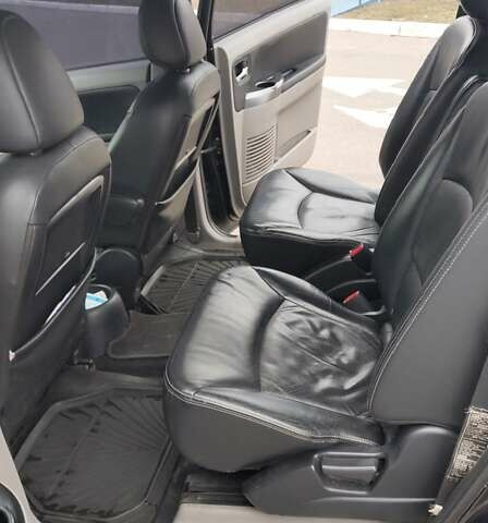 Чорний Міцубісі Грандіс, об'ємом двигуна 2.4 л та пробігом 261 тис. км за 6900 $, фото 12 на Automoto.ua