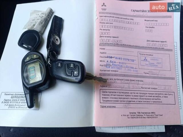 Черный Мицубиси Грандис, объемом двигателя 2.4 л и пробегом 216 тыс. км за 6300 $, фото 39 на Automoto.ua