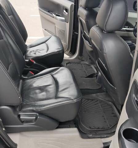 Чорний Міцубісі Грандіс, об'ємом двигуна 2.4 л та пробігом 261 тис. км за 6900 $, фото 14 на Automoto.ua