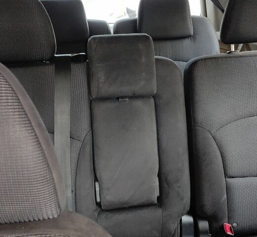 Черный Мицубиси Грандис, объемом двигателя 2.4 л и пробегом 380 тыс. км за 4400 $, фото 3 на Automoto.ua