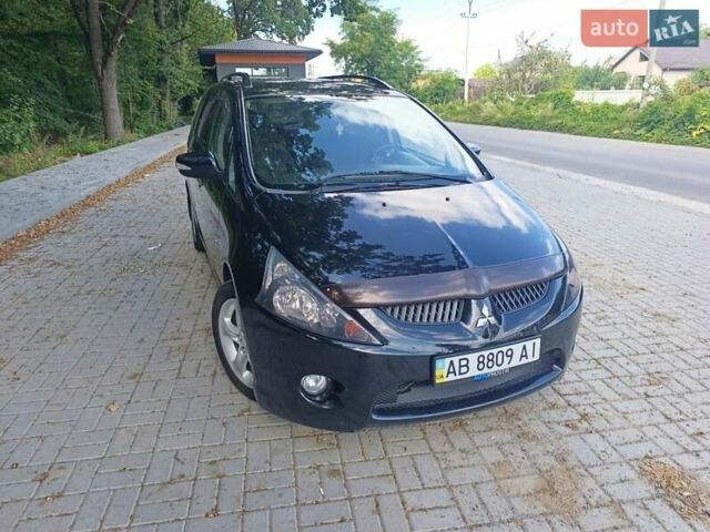 Черный Мицубиси Грандис, объемом двигателя 2.4 л и пробегом 216 тыс. км за 6300 $, фото 17 на Automoto.ua