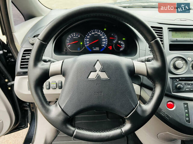 Черный Мицубиси Грандис, объемом двигателя 2.4 л и пробегом 188 тыс. км за 6800 $, фото 40 на Automoto.ua