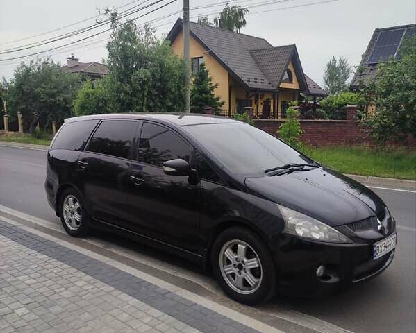 Черный Мицубиси Грандис, объемом двигателя 2.4 л и пробегом 315 тыс. км за 5800 $, фото 3 на Automoto.ua