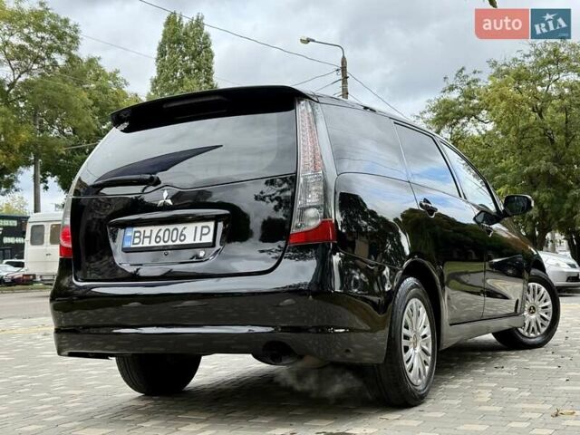 Черный Мицубиси Грандис, объемом двигателя 2.4 л и пробегом 323 тыс. км за 5999 $, фото 18 на Automoto.ua